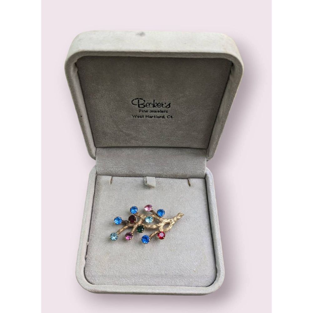 Vintage Van Dell 12kgf signed Rhinestone Brooch in original box